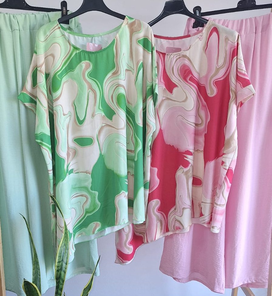 Conjunto blusa estampada 1 Conjunto blusa estampada