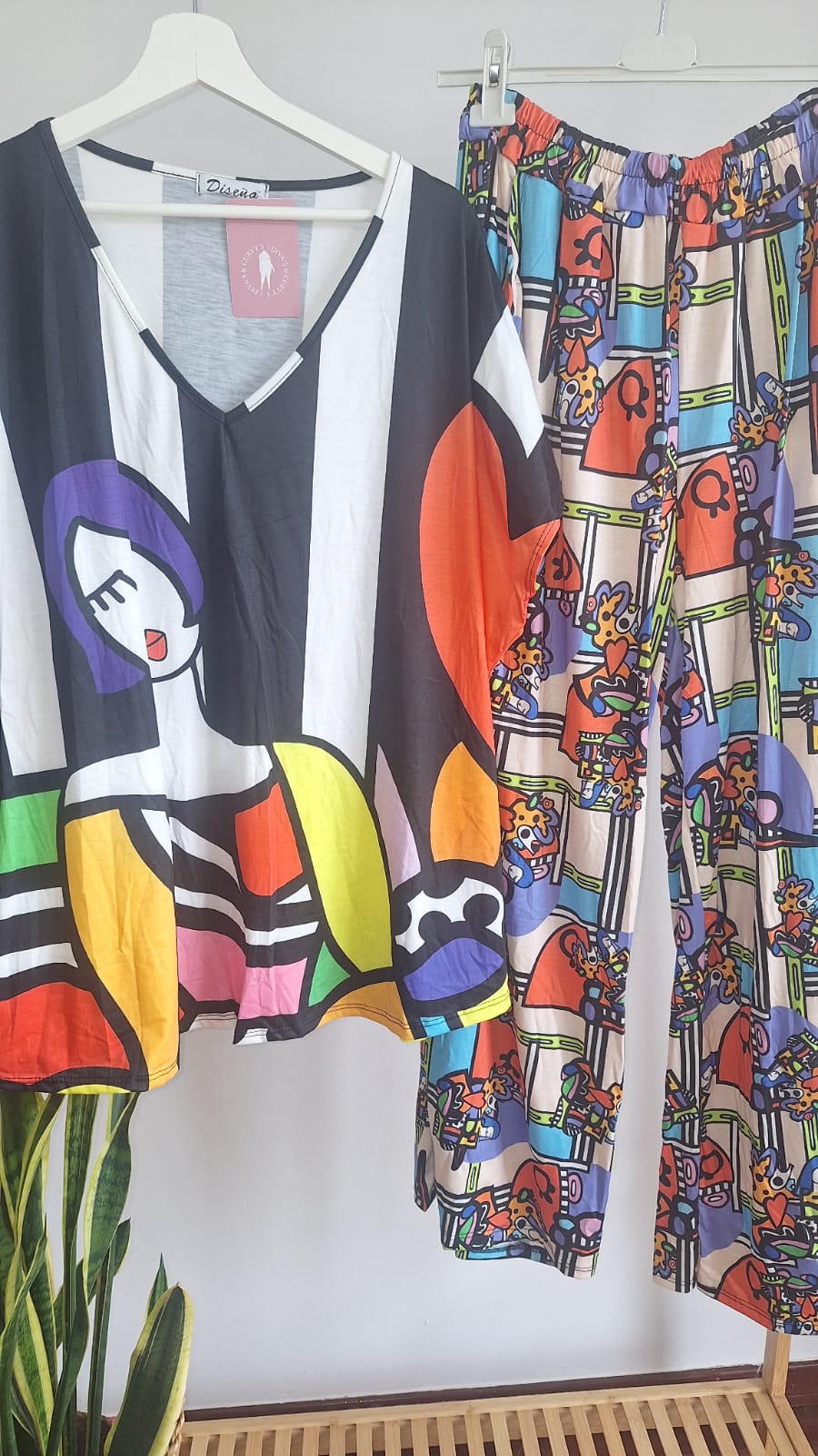 Conjunto Picasso chica 1 Conjunto Picasso chica